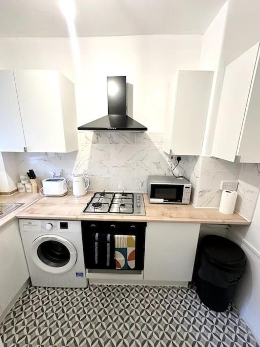 Quirky 3 Bedroom Flat In Shoreditch London Exteriör bild