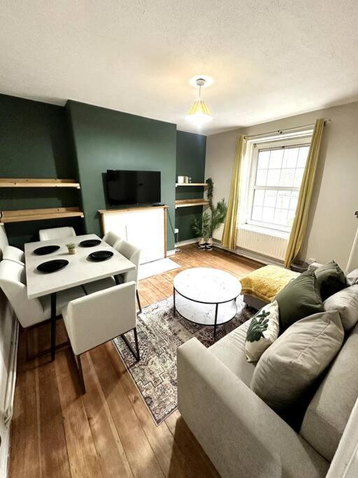 Quirky 3 Bedroom Flat In Shoreditch London Exteriör bild