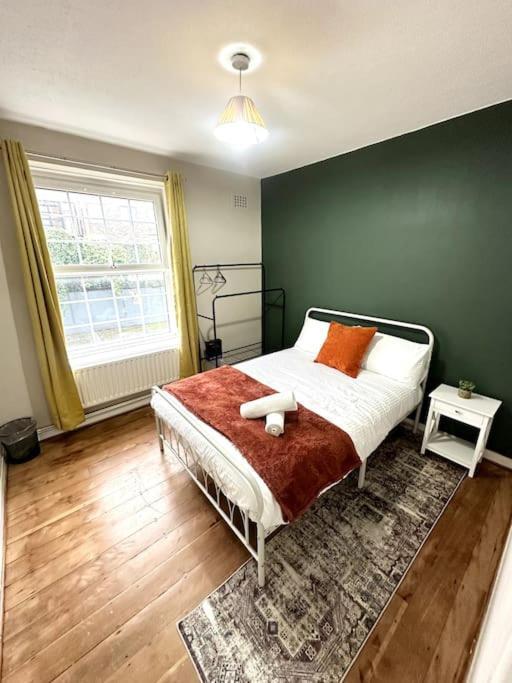 Quirky 3 Bedroom Flat In Shoreditch London Exteriör bild